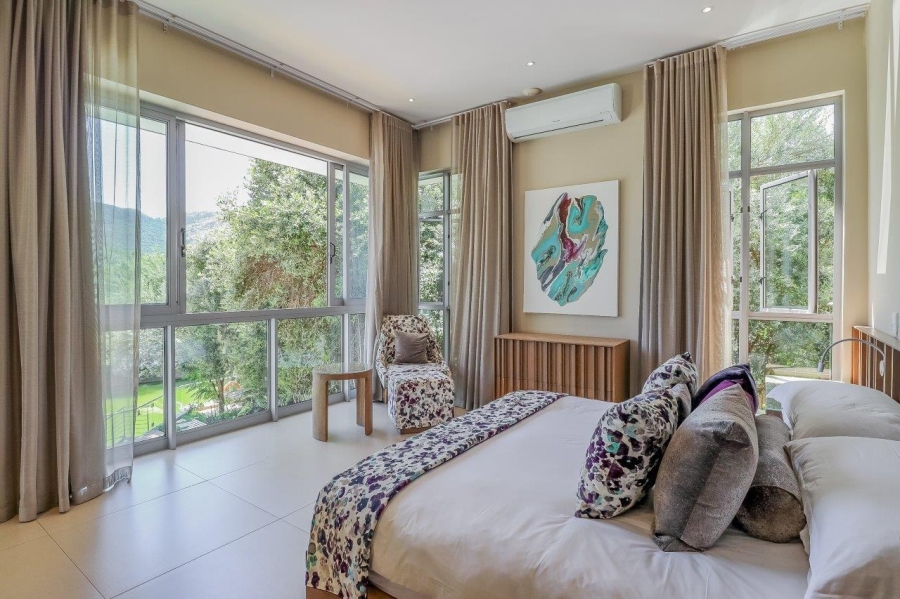 6 Bedroom Property for Sale in The Islands Estates North West